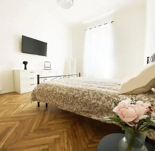 Dhouse Antichita All'avanguardia * Reggio nell'Emilia